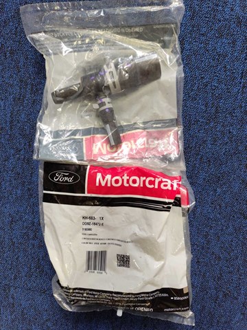 Купить DG9318D334AA Ford Трубопроводы и шланги системы охлаждения