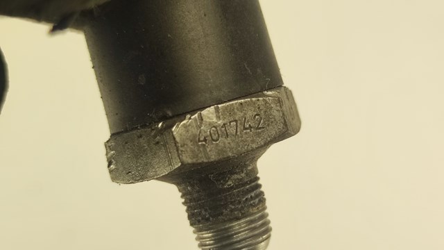 401742 Toyota 