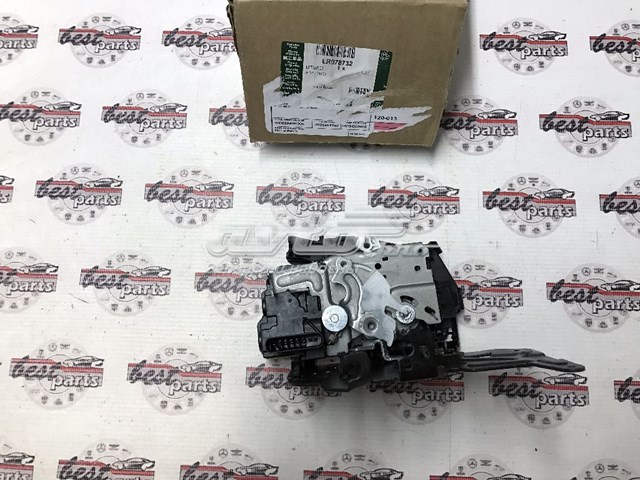 Замок водительской двери LR078732 Land Rover