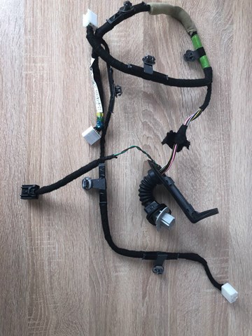 Купить KB8M67220 Mazda 