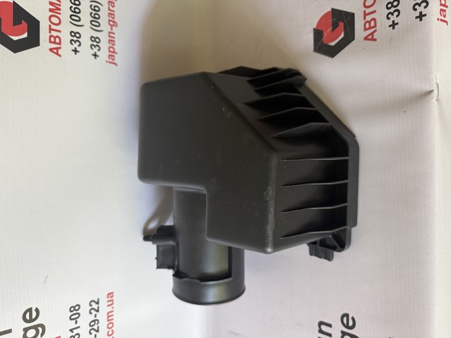 Корпус воздушного фильтра, верхняя часть Nissan/Infiniti 165266RA1B