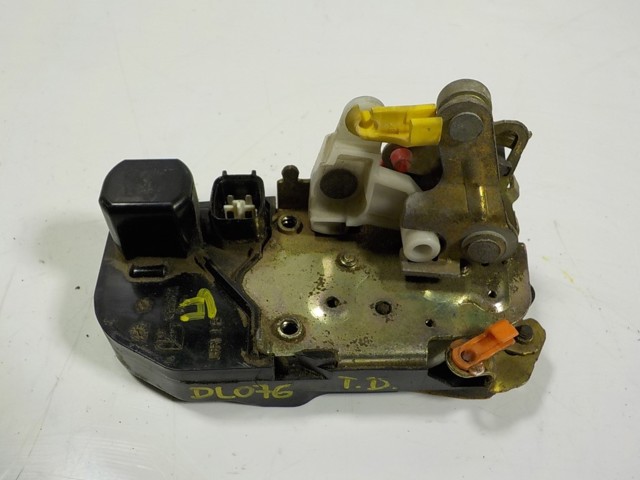 Замок задней двери, правой Chrysler 55396532AB цена, от 33.90 USD