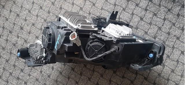 260105DA9C Nissan/Infiniti Фара передняя правая