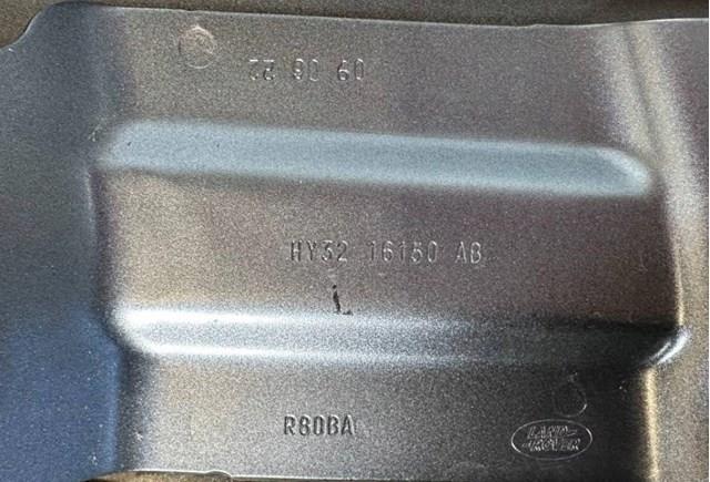  Land Rover LR105082 цена, от 12.67 USD