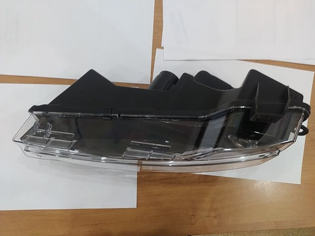 Купить 107739600D Tesla Туманка правая