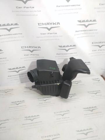  Корпус воздушного фильтра Chrysler 68224901AC