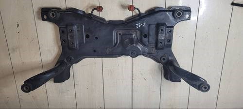 Viga de suspensão dianteira (plataforma veicular) Mazda 5 II CR