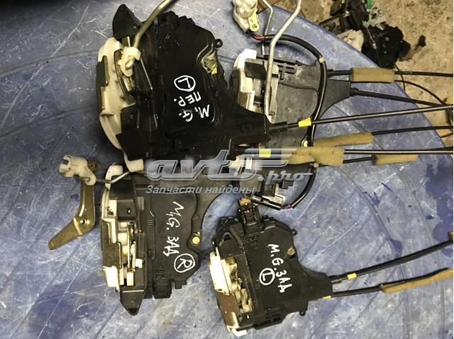  Замок водительской двери Mitsubishi Outlander 