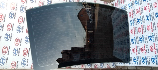  Заднее стекло Hyundai Santa Fe 1