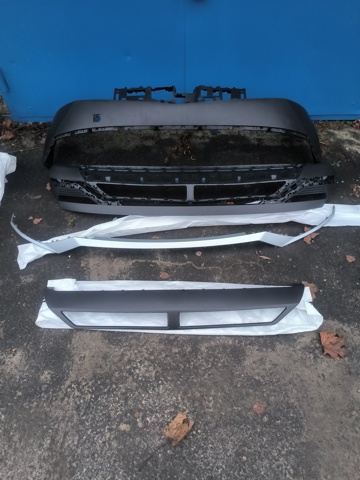 Бампер на авто Signeda PHN04295BA цена, от 269.91 USD