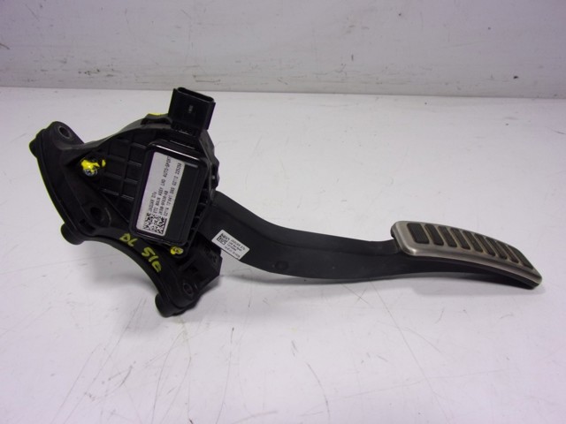 Купить LR072171 Land Rover Педаль газа