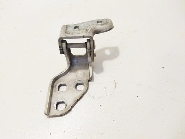 Петля двери передней правой Fiat/Alfa/Lancia 1364056080
