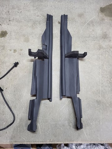 Купить 638285NA0A Nissan/Infiniti Уплотнитель крыла