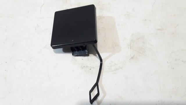 Заглушка бампера буксировочного крюка Mercedes A2038850626