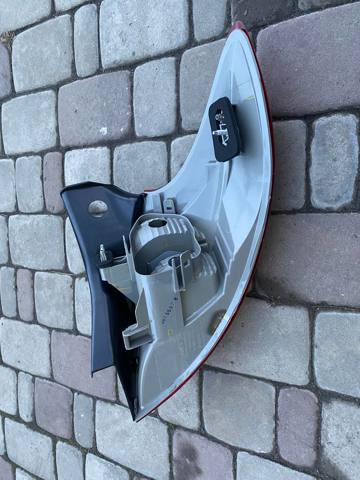 Задняя левая внешняя фара Polcar 601487E цена, от 66.59 USD