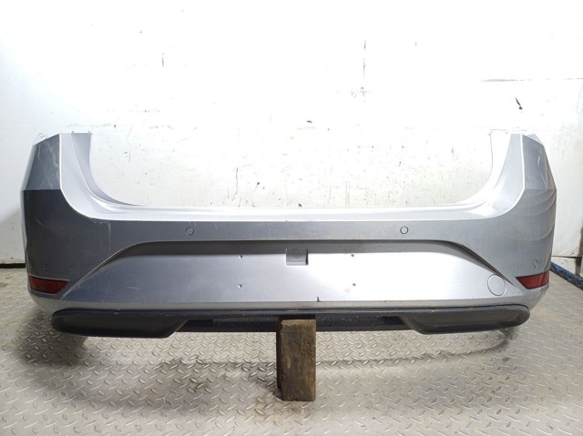 Pára-choque traseiro para Seat Leon (KL8)