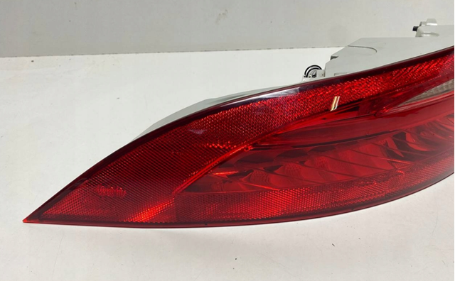 T2H22639 Jaguar Фонарь задний