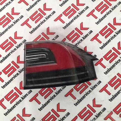 Купить 103433300A Tesla Фонарь задний правый, внешний
