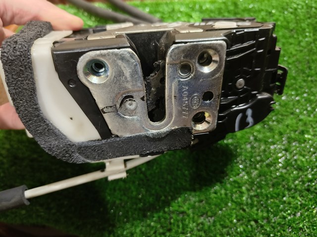 Купить 814114C000 Hyundai/Kia Замок двери задней левой