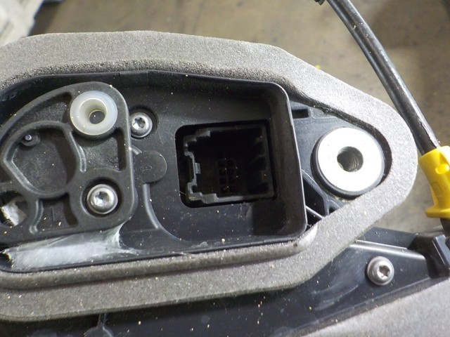  Замок водительской двери Opel Astra 