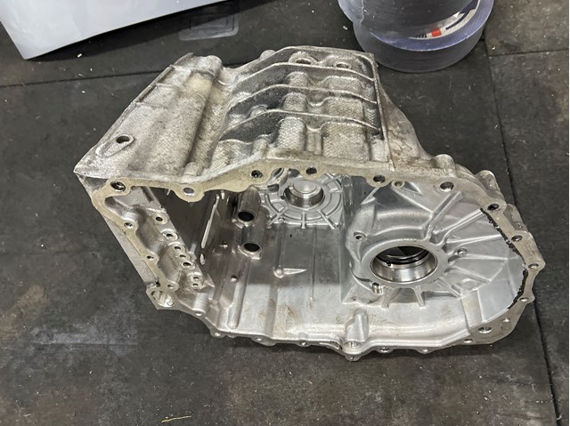 Купить 02E301103G VAG Корпус коробки передач АКПП/КПП