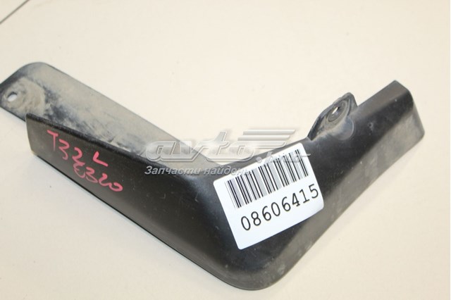 Брызговик задний левый 788134CE0A Nissan/Infiniti