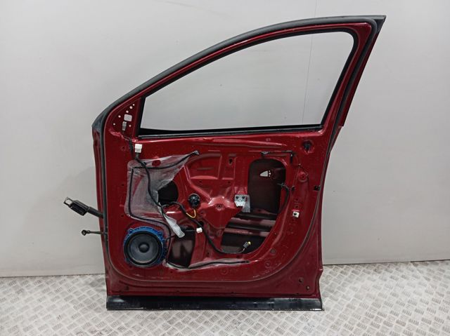 Дверь передняя правая 76004N7000 Hyundai/Kia