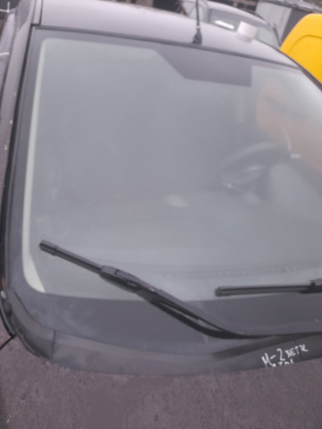 DF7163900A9D Mazda Автостекло