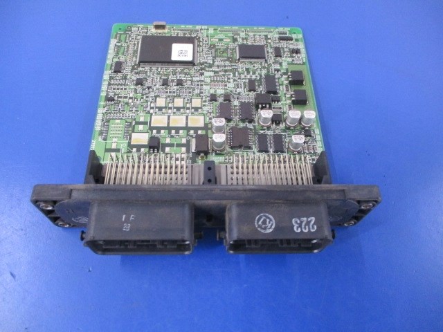 2797212240 Mazda Мозги двигателя