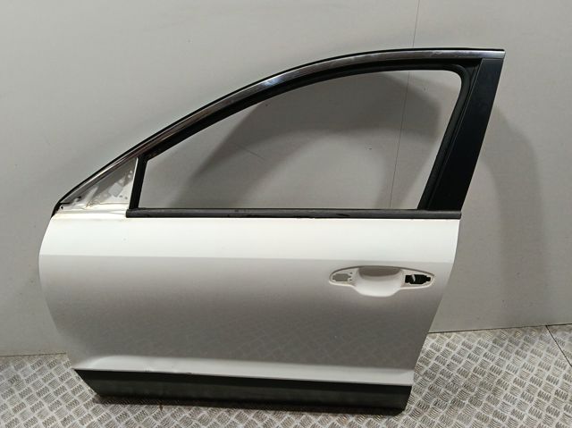 Дверь передняя левая 76003AT000 Hyundai/Kia