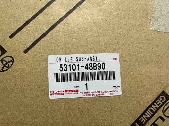 5310148B90 Toyota Решетка радиатора