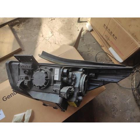 92102G5100 Hyundai/Kia Фара передняя правая