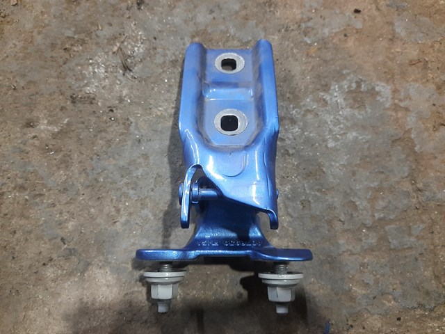 7350832 BMW 