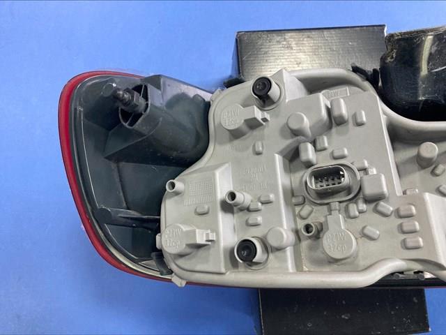 Правый стоп BMW 20977295424
