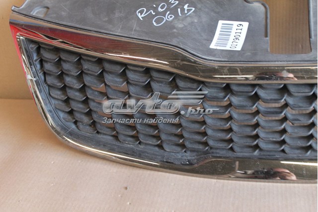 Решетка радиатора 863514Y500 Hyundai/Kia