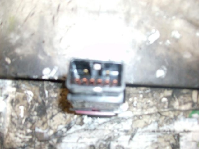 Compre Botão de ativação do sinal de emergência Hyundai Santa Fe 1