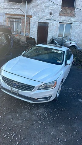 Купить 39808118 Volvo Буфер (бампер) передний