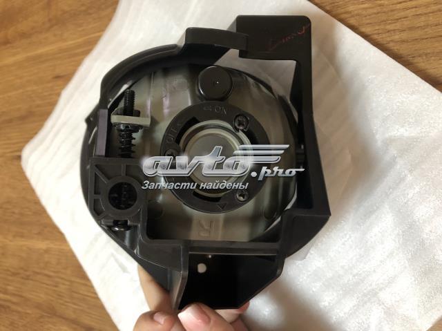Q3720044 Q-fix Противотуманка правая