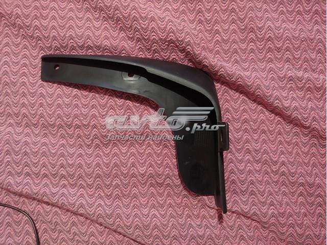 999J25U004 Nissan/Infiniti Брызговики задние, комплект