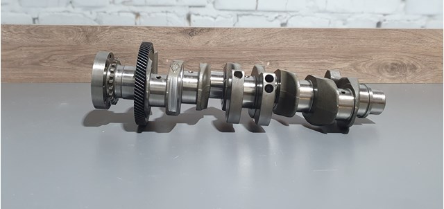 Купить LR073828 Land Rover Двигатель голый