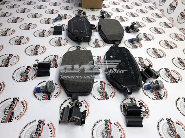 Купить A0004204002 Mercedes Колодки тормозные задние, дисковые