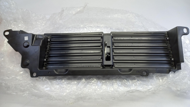 Купить LR102691 Land Rover Жалюзи радиатора охлаждения