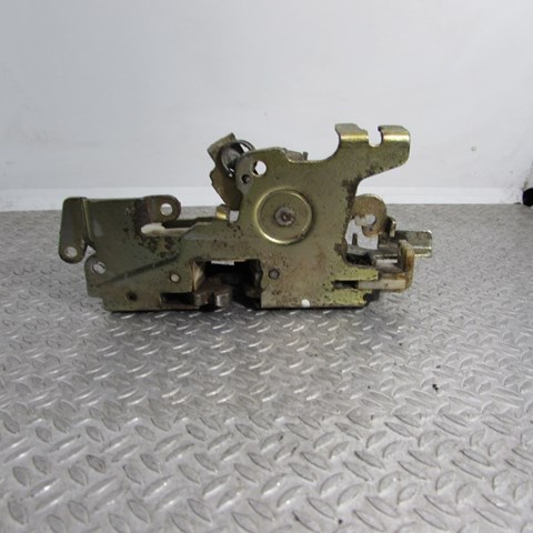 Fecho de tampa de porta-malas (de 3ª/5ª porta traseira) para Mercedes Sprinter I 3-t 903