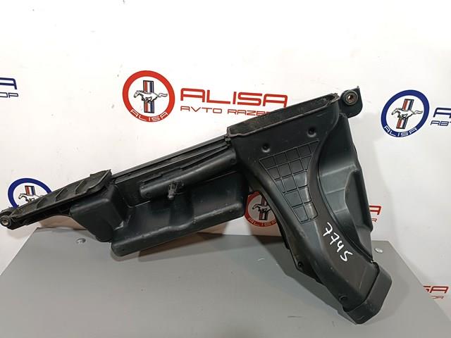 Воздухозаборник Nissan/Infiniti 165543JA0A