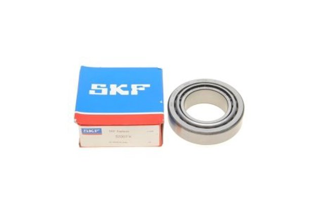 Подшипник ступицы передней внутренний 32007X SKF