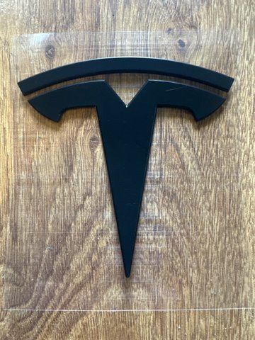 160778600A Tesla Фирменный значек на багажник