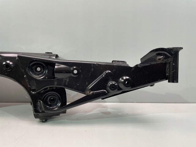 Балка задней подвески поперечная BMW 6851560 цена, от 40.15 USD