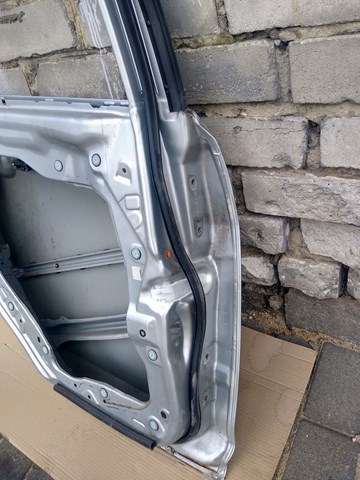 BNYV-72-02XD Mazda Дверь задняя правая