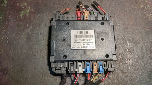 Модуль управления (ЭБУ) бортовой сетью 7L6937049K VAG