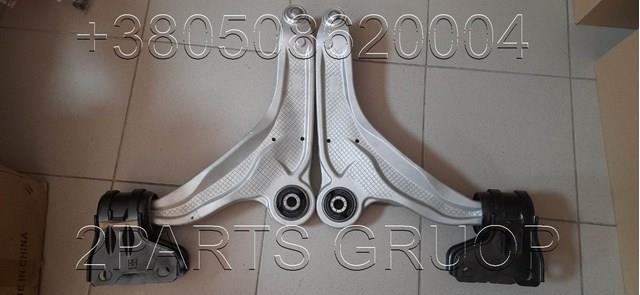 Правый рычаг передней нижней подвески Ford F2GZ3078D цена, от 108.20 USD